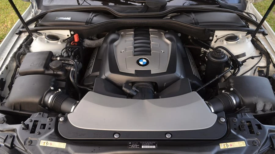 2008 BMW E65/E66 750i & 760i Sedan - Image 8 of 12