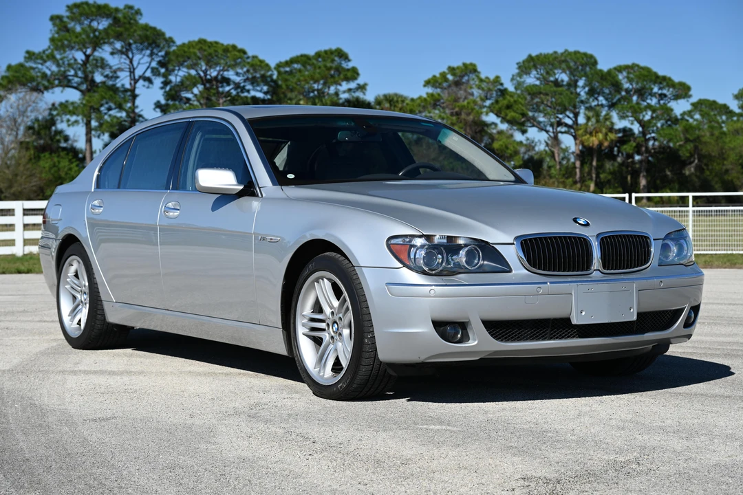 2008 BMW E65/E66 750i & 760i Sedan - Image 16 of 31