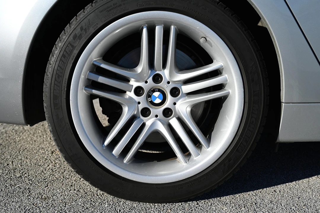 2008 BMW E65/E66 750i & 760i Sedan - Image 27 of 31