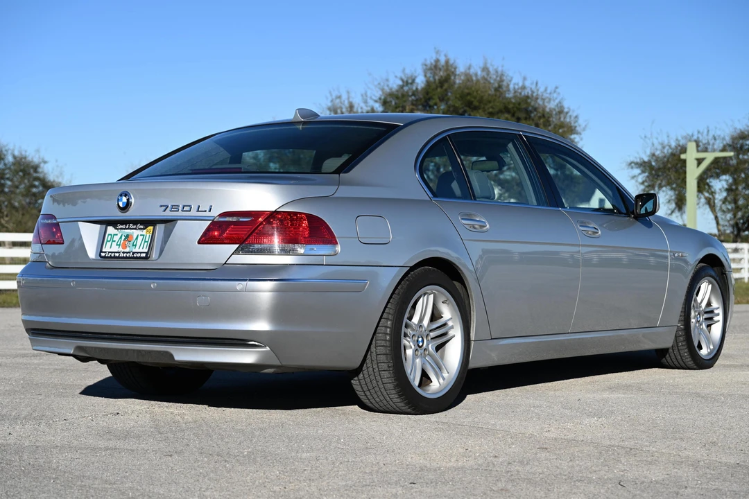 2008 BMW E65/E66 750i & 760i Sedan - Image 4 of 31