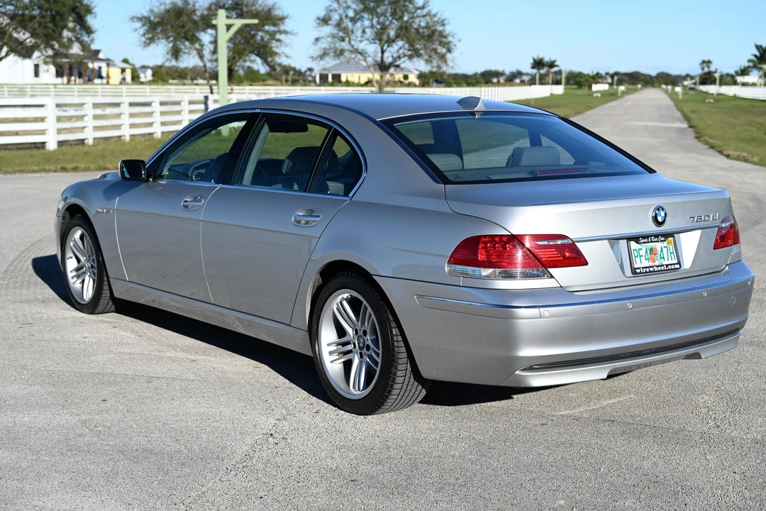 2008 BMW E65/E66 750i & 760i Sedan - Image 11 of 31