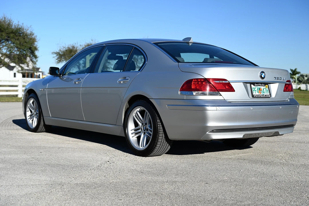 2008 BMW E65/E66 750i & 760i Sedan - Image 10 of 31