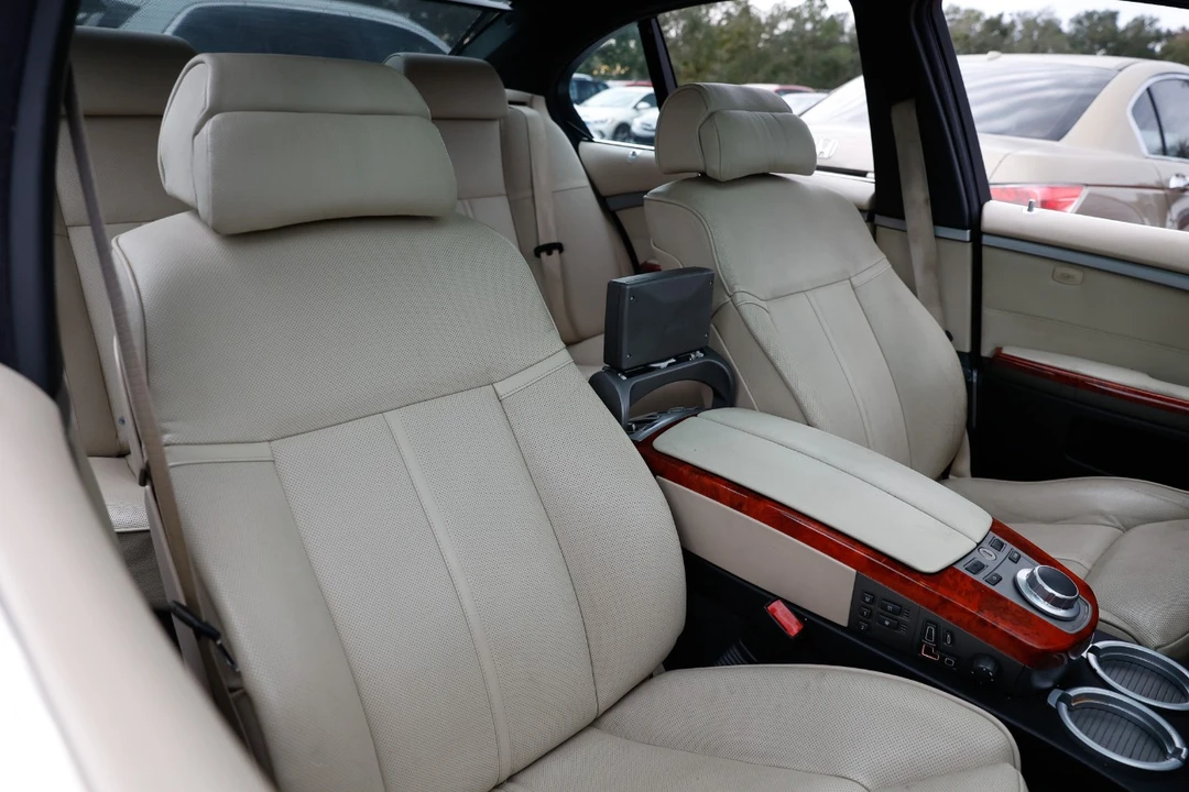 2008 BMW Alpina B7 - Image 18 of 21