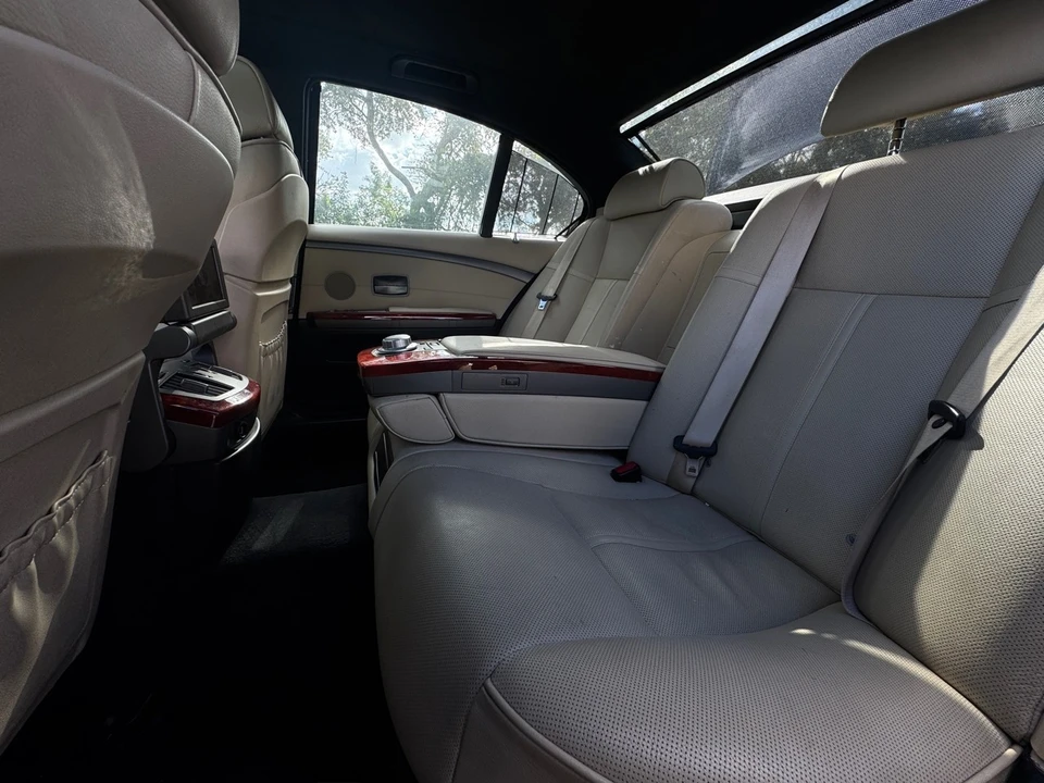 2008 BMW Alpina B7 - Image 8 of 21