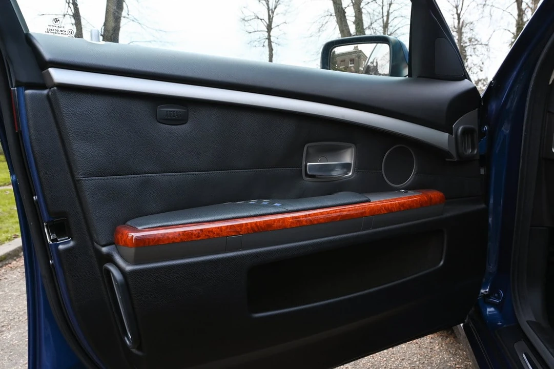 2008 BMW Alpina B7 - Image 16 of 30