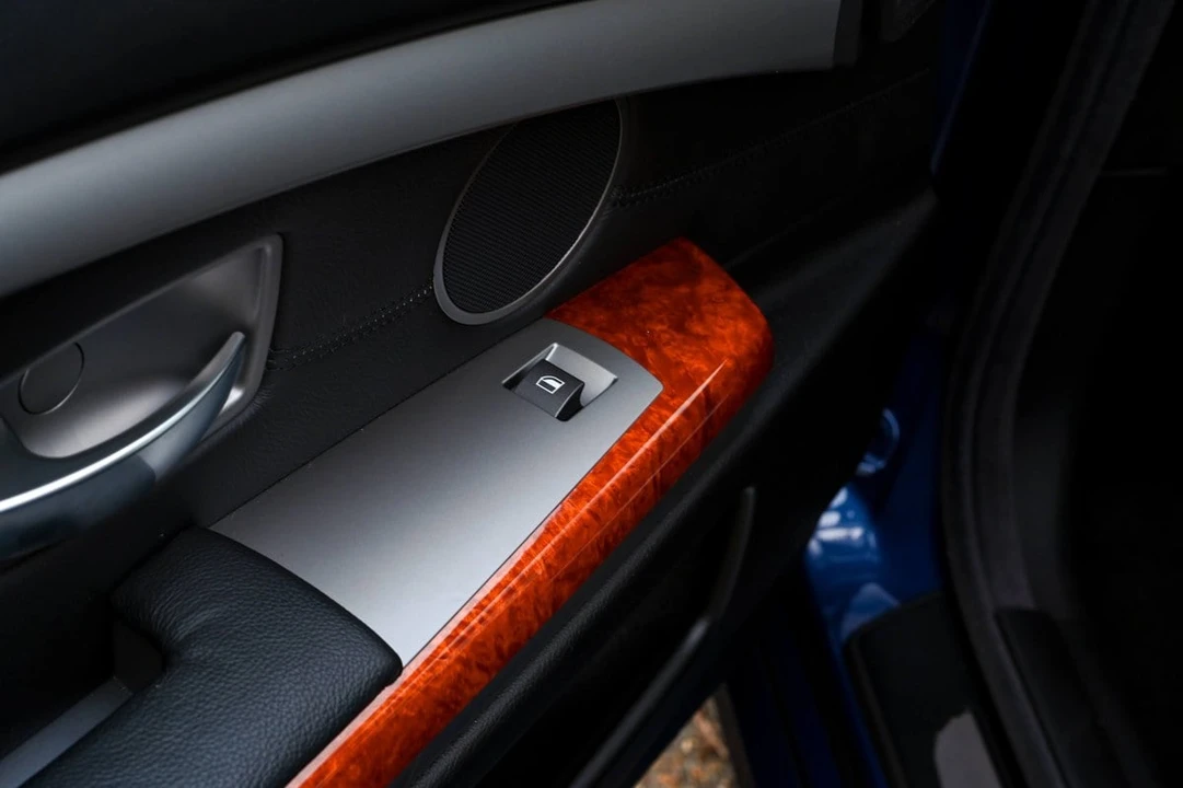 2008 BMW Alpina B7 - Image 18 of 30
