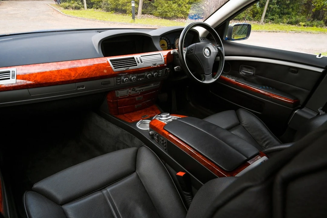 2008 BMW Alpina B7 - Image 25 of 30