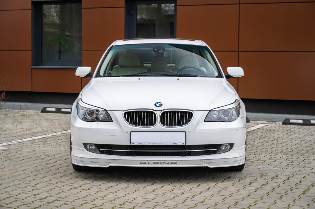 2008 BMW Alpina B5 - Image 2 of 31