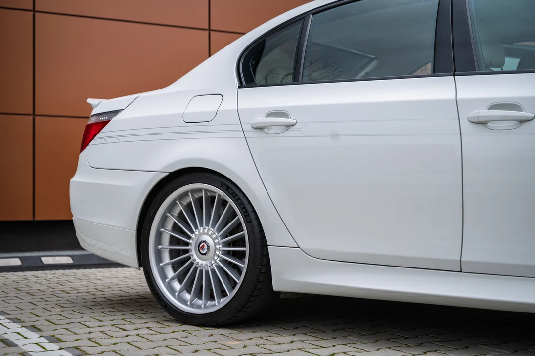 2008 BMW Alpina B5 - Image 29 of 31