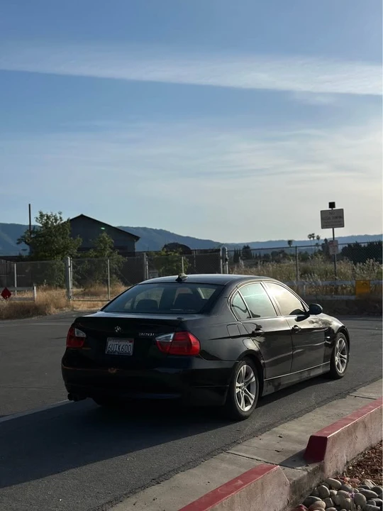 2008 BMW E90 3 Series Sedan - Image 4 of 12