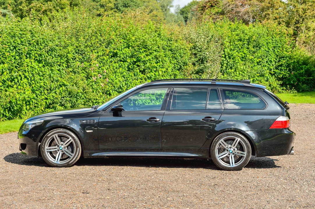2008 BMW E61 M5 Touring - Image 9 of 31
