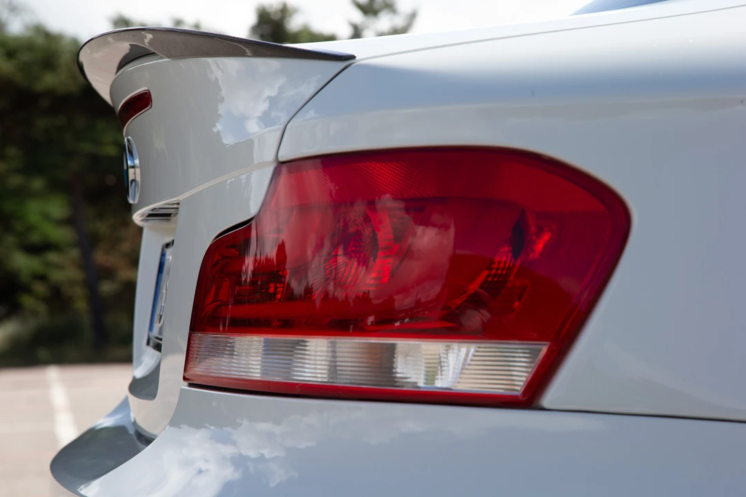 2008 BMW E82 135i & 135is - Image 17 of 31