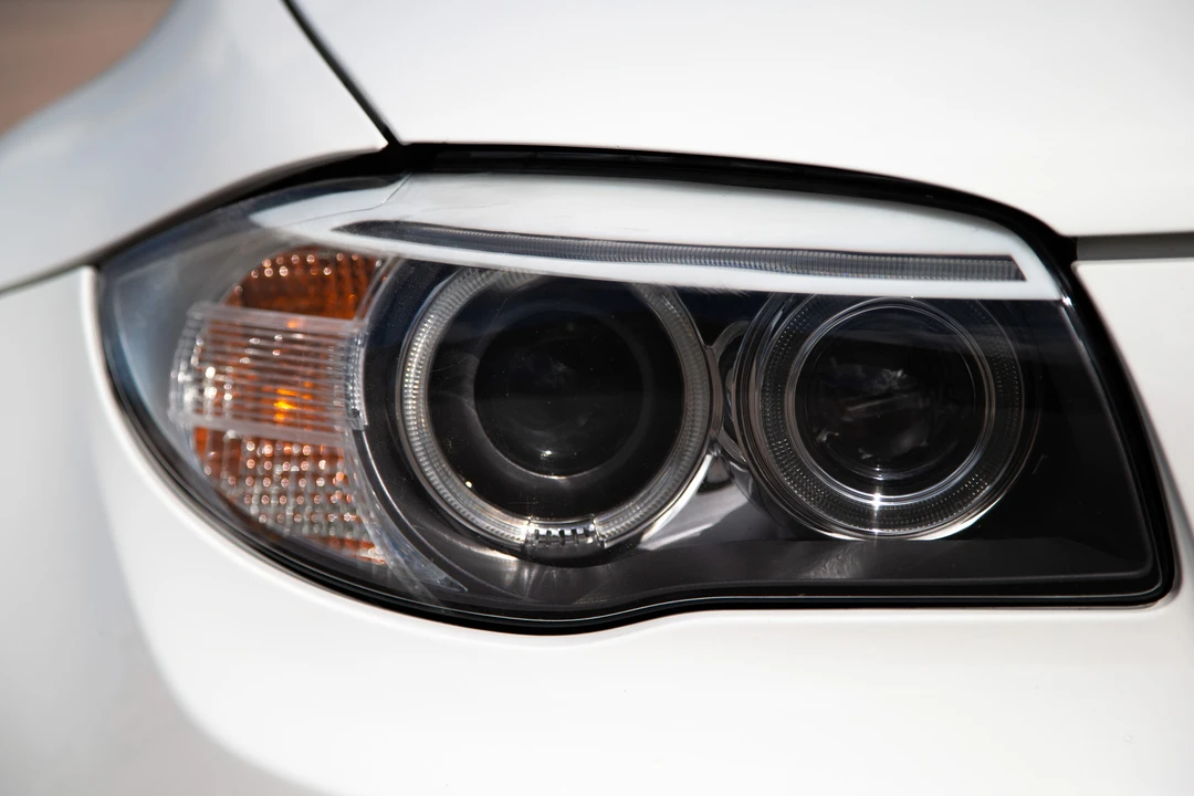 2008 BMW E82 135i & 135is - Image 14 of 31