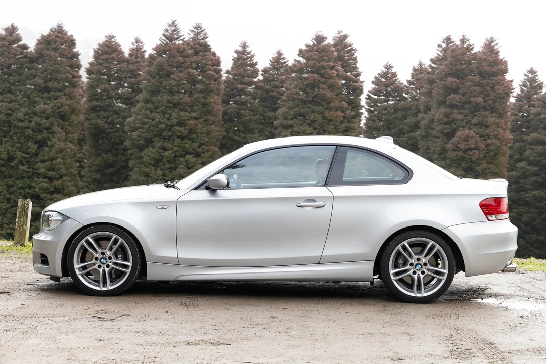 2008 BMW E82 135i & 135is - Image 14 of 31