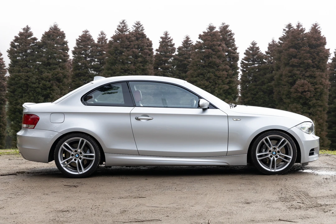 2008 BMW E82 135i & 135is - Image 18 of 31