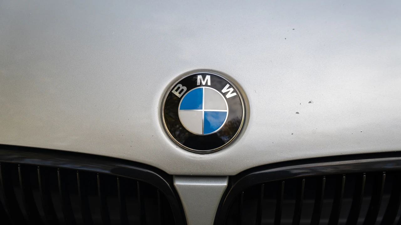 2008 BMW E93 3 Series Convertible - Image 30 of 31