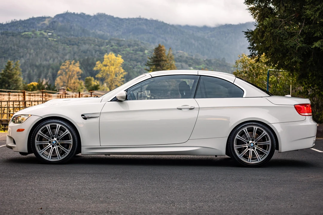 2008 BMW E93 M3 Convertible - Image 3 of 31