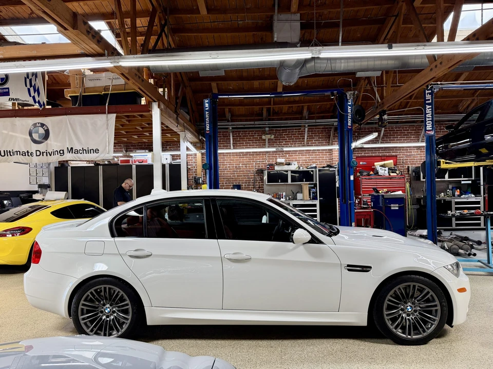2008 BMW E90 M3 Sedan - Image 28 of 31