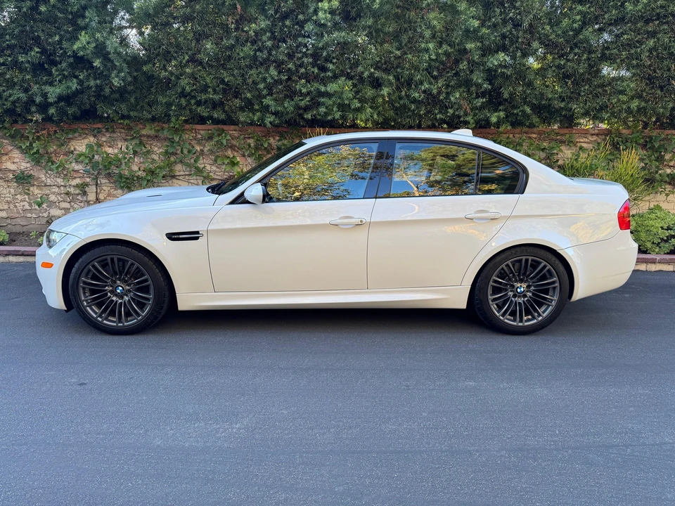 2008 BMW E90 M3 Sedan - Image 11 of 31