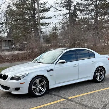2008 BMW M5 Sedan 4D