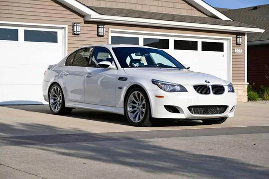 2008 BMW M5 Sedan 4D