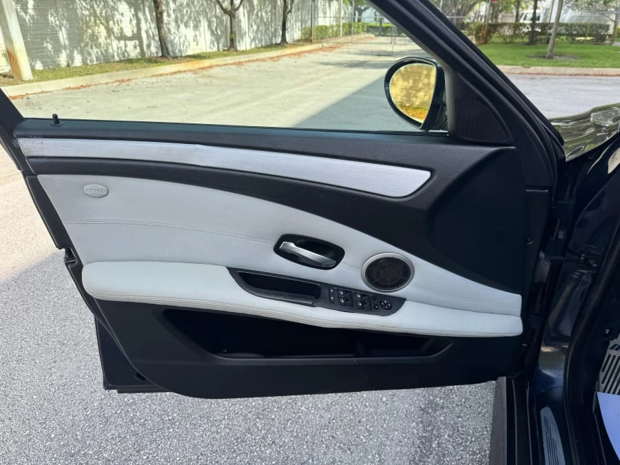 2008 BMW E60 M5 - Image 12 of 24