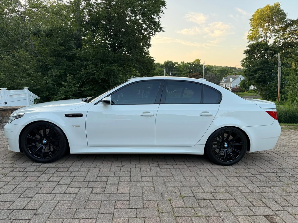 2008 BMW E60 M5 - Image 10 of 31