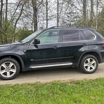 2008 BMW X5 4.8is Sport Utility 4D