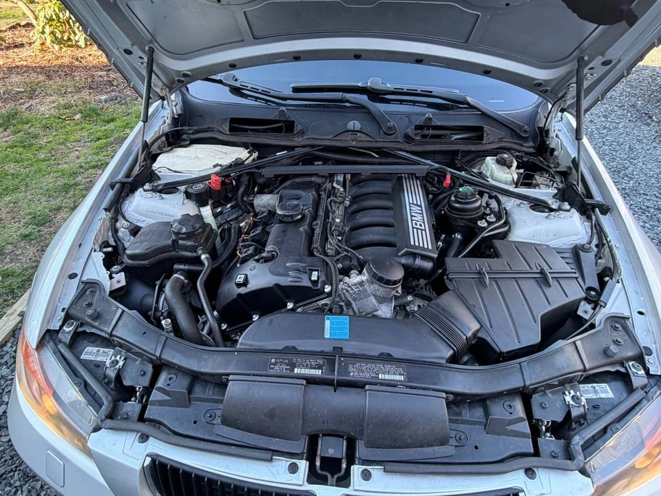 2008 BMW E90 3 Series Sedan - Image 7 of 20