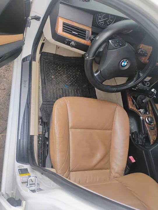 2008 BMW iX - Image 10 of 12