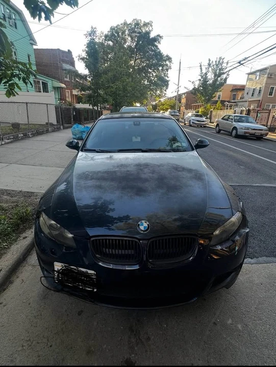 2008 BMW iX - Image 2 of 4
