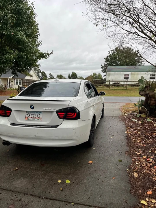 2008 BMW E90 3 Series Sedan - Image 5 of 5