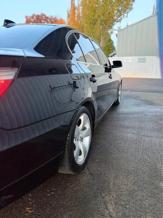 2008 BMW E60 5 Series Sedan - Image 5 of 11