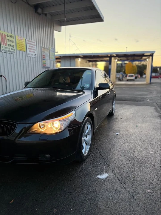2008 BMW E60 5 Series Sedan - Image 2 of 11