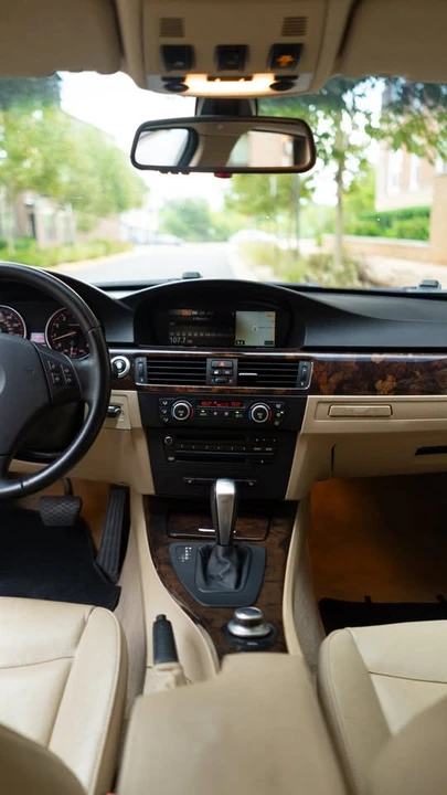2008 BMW E90 335i Sedan - Image 14 of 18