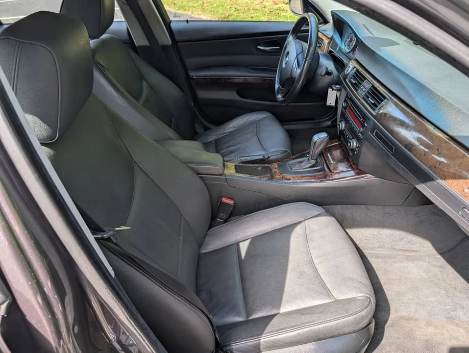 2008 BMW E90 3 Series Sedan - Image 12 of 18