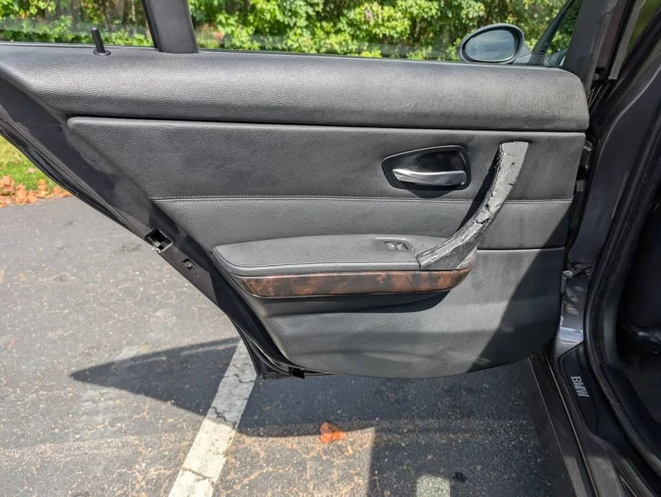 2008 BMW E90 3 Series Sedan - Image 17 of 18