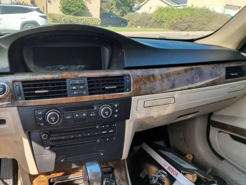 2008 BMW E90 3 Series Sedan - Image 5 of 5
