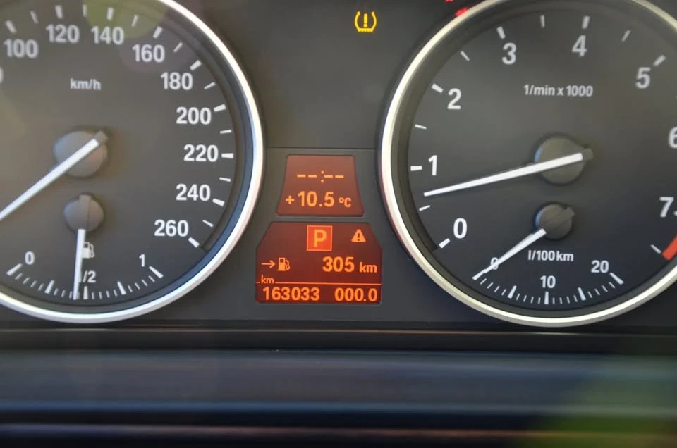 2008 BMW E60 5 Series Sedan - Image 12 of 18