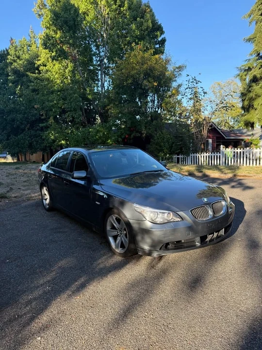 2008 BMW E60 5 Series Sedan - Image 2 of 9