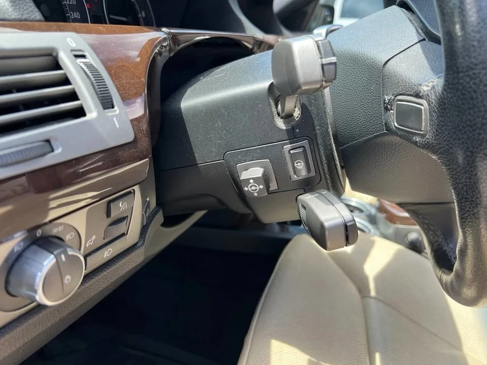 2008 BMW E65/E66 7 Series - Image 13 of 20