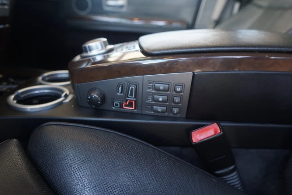 2008 BMW E65/E66 750i & 760i Sedan - Image 12 of 18