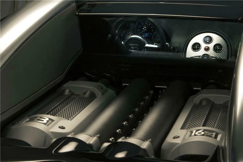 2008 Bugatti Veyron - Image 2 of 4