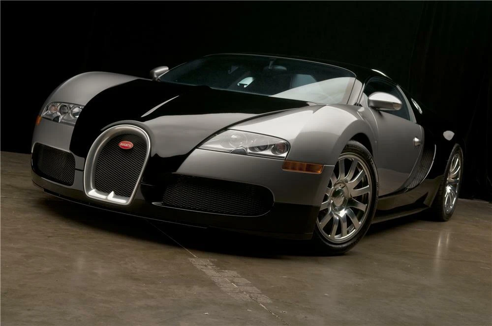 2008 Bugatti Veyron - Image 2 of 5