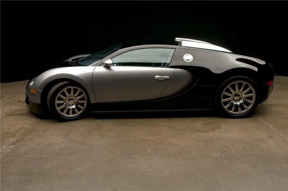 2008 Bugatti Veyron - Image 5 of 5