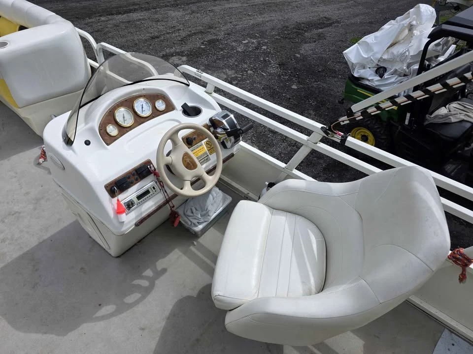 2008 Bentley - Image 11 of 16