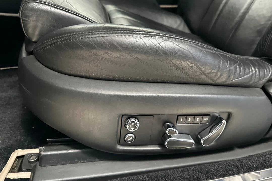 2008 Bentley Azure 2nd Gen - Image 14 of 21