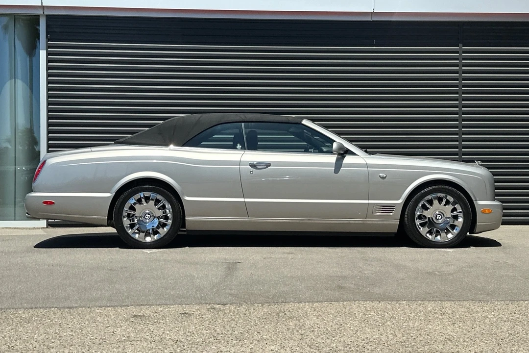 2008 Bentley Azure 2nd Gen - Image 9 of 21