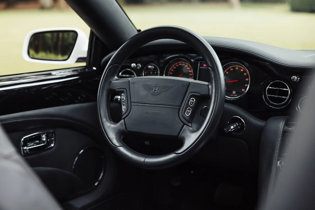 2008 Bentley Azure 2nd Gen - Image 28 of 31