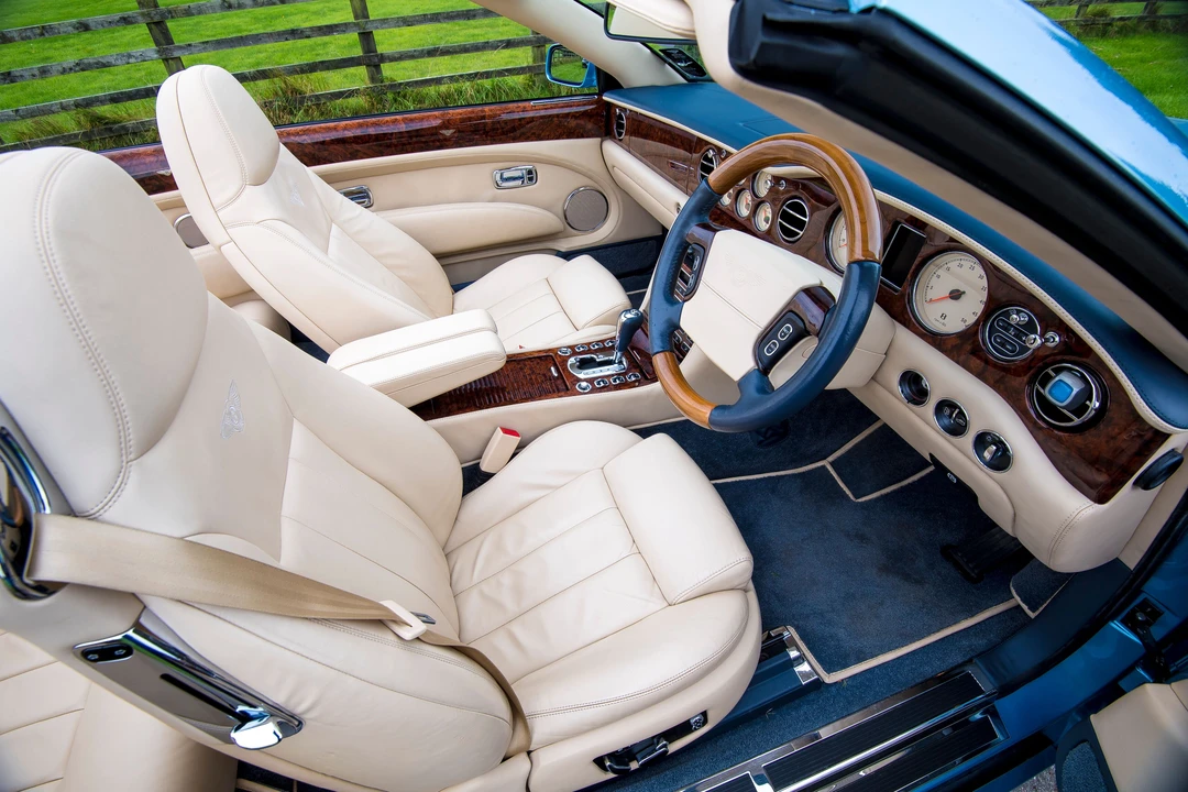 2008 Bentley Azure 2nd Gen - Image 8 of 31